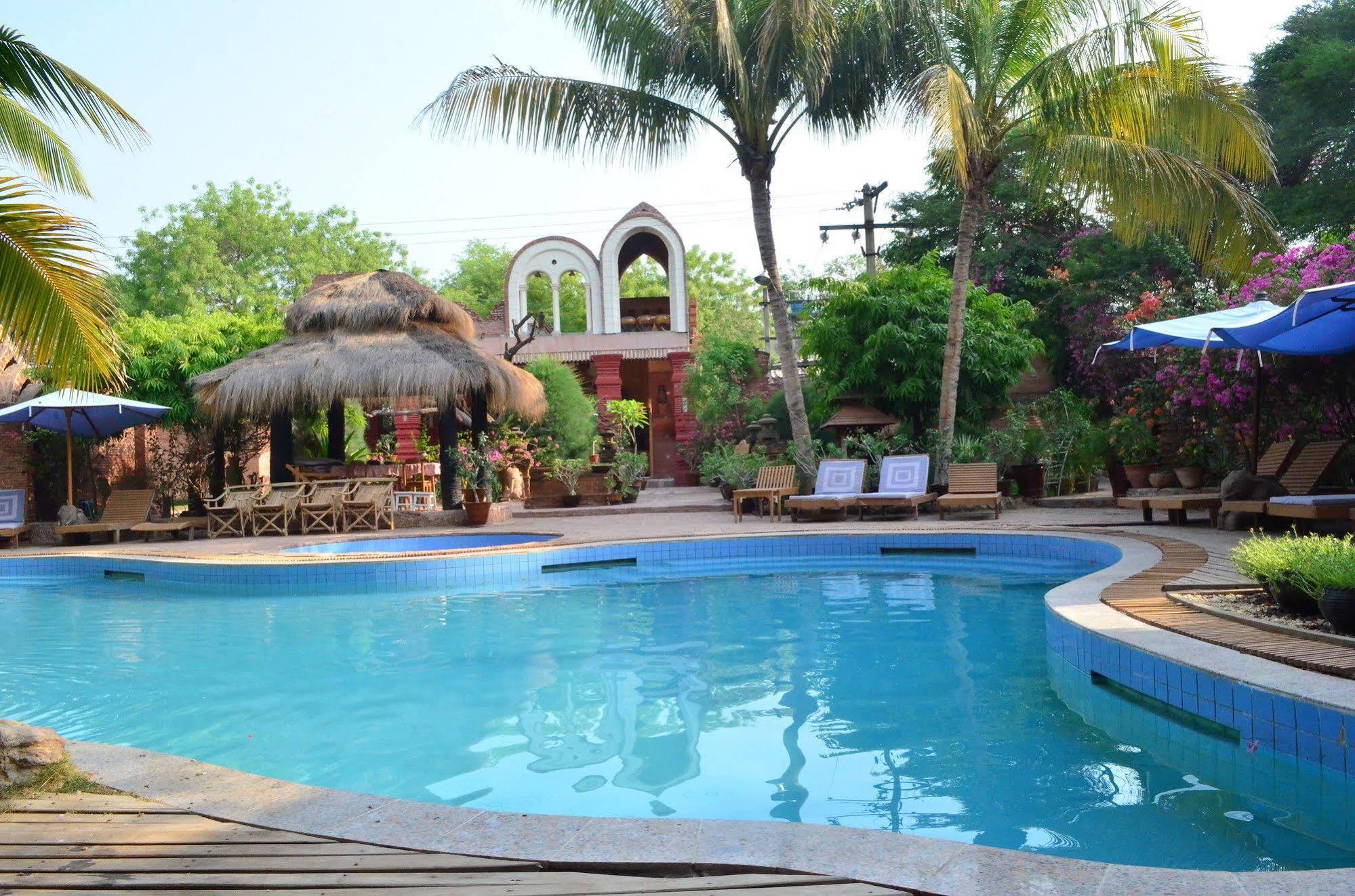 Kaday Aung Hotel Bagan Exteriör bild