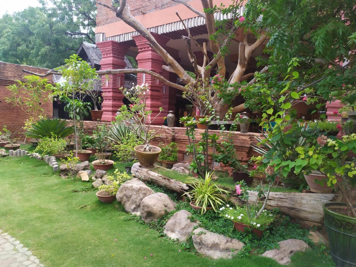 Kaday Aung Hotel Bagan Exteriör bild